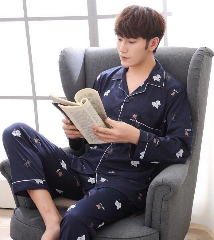 Bộ đồ pijama nam dài tay có họa tiết
