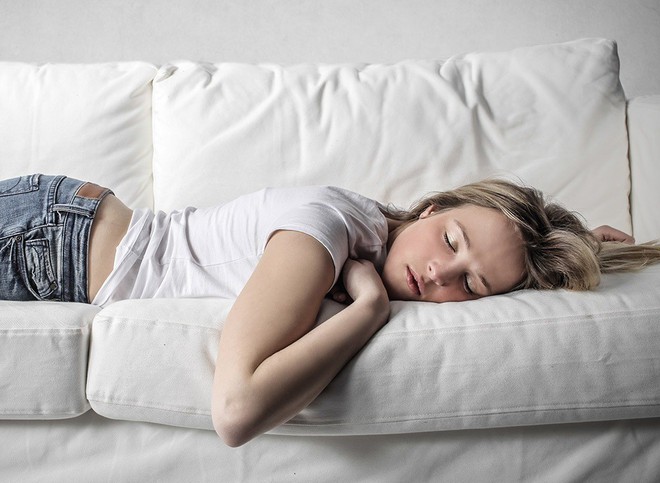 Những người có tư thế ngủ hay nằm sấp thường không làm hài lòng các sếp trên