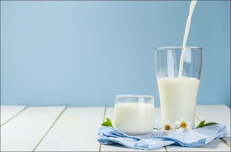 Áp dụng các sản phẩm từ sữa vào thực đơn hàng ngày là một biện pháp tuyệt vời giúp ngăn ngừa ung thư đại tràng.