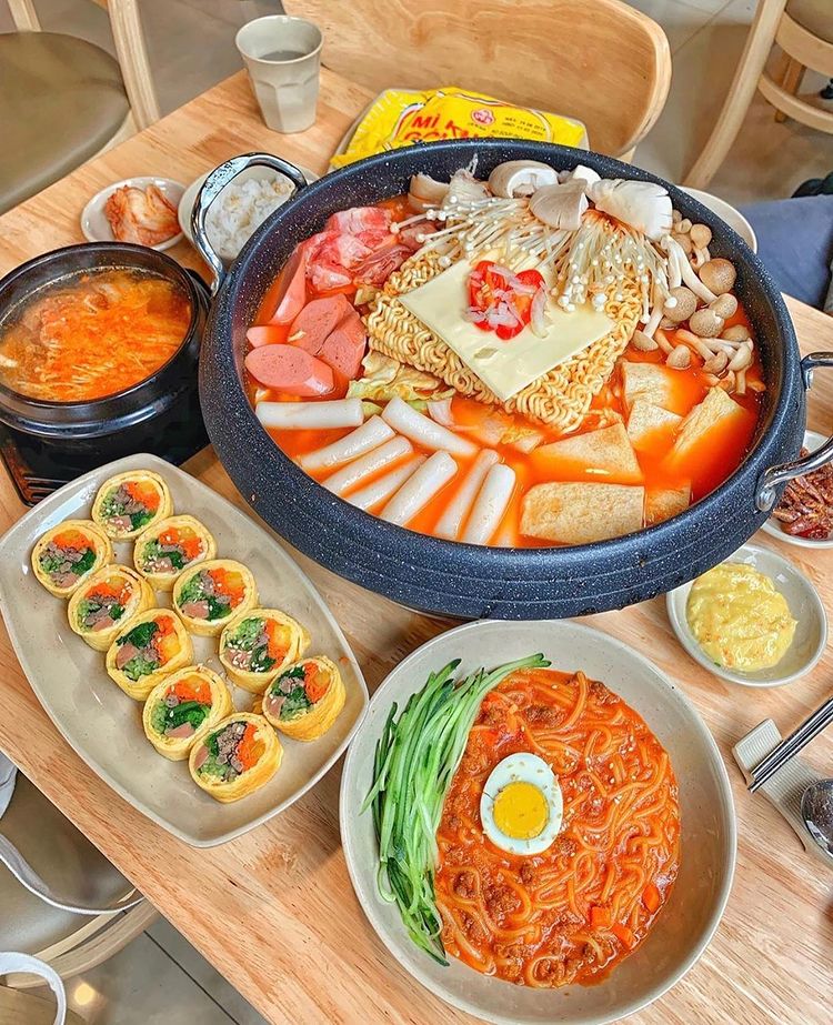  quán ăn Hàn Quốc rẻ ở Hà Nội