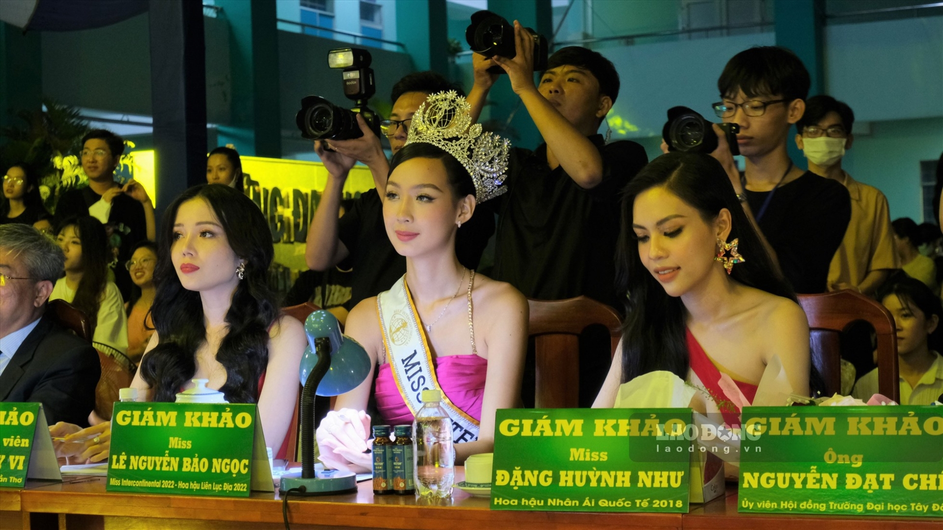 Lê Nguyễn Bảo Ngọc ngồi vị trí ban giám khảo Hoa hậu Việt Nam 2022