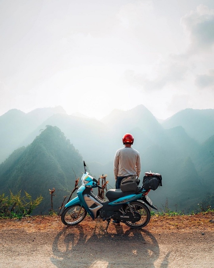 Từ Hà Giang đến Yên Minh bạn chỉ có thể di chuyển bằng xe máy 