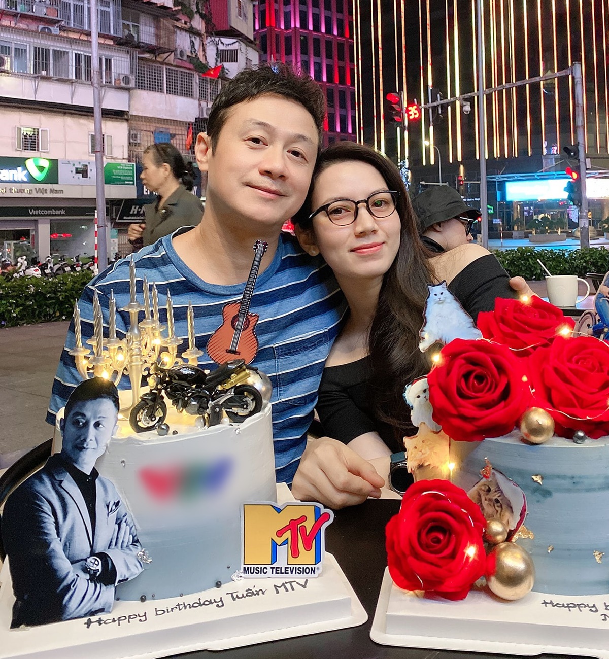 MC Anh Tuấn và vợ Lý Hồng Nhung 