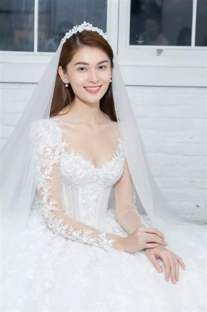 Đây là lý do khiến Á hậu Thùy Dung không yêu cầu khách mời mặc dresscode trong ngày cưới