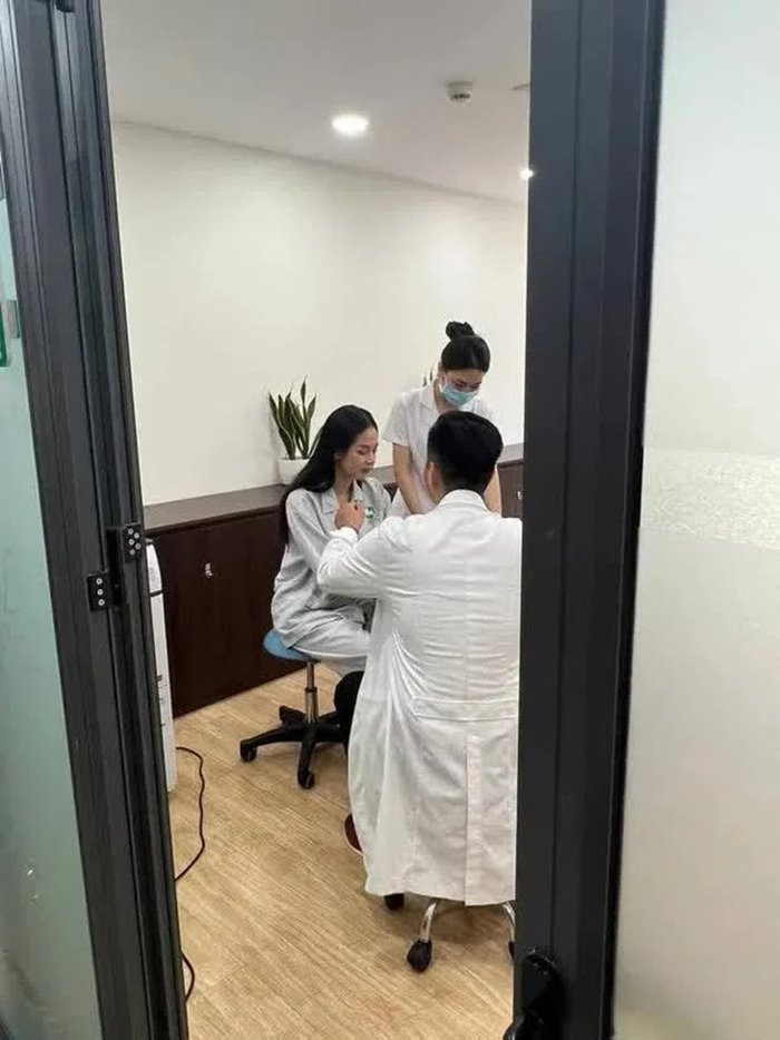 Hoa hậu Thanh Thủy xác nhận đã phẫu thuật thẩm mỹ